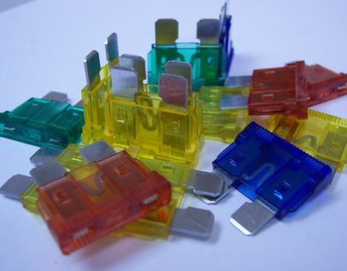 JDTFUSE 汽車(chē)保險(xiǎn)絲的檢測(cè)與更換