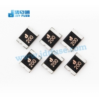 1812貼片可恢復(fù)保險(xiǎn)絲絲印200是多大