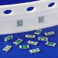 美國(guó)力特494型號(hào)系列貼片保險(xiǎn)絲