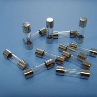 玻璃管保險絲的原理、作用、標(biāo)準(zhǔn)是什么？