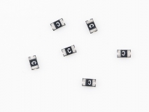 力特0805L系列貼片保險(xiǎn)絲